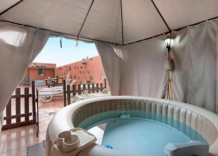 Angeles San Juan de la Rambla